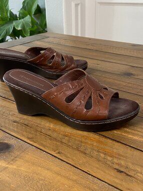 Naturalizer Brown Leather Cutout Wedge Slides 7.5W